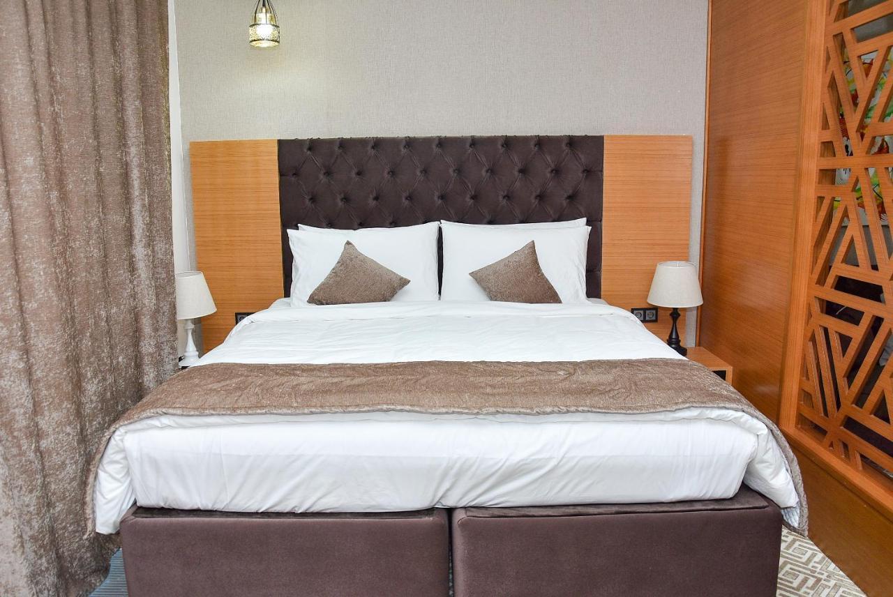 Ramada By Wyndham Turkistan Hotel Екстериор снимка