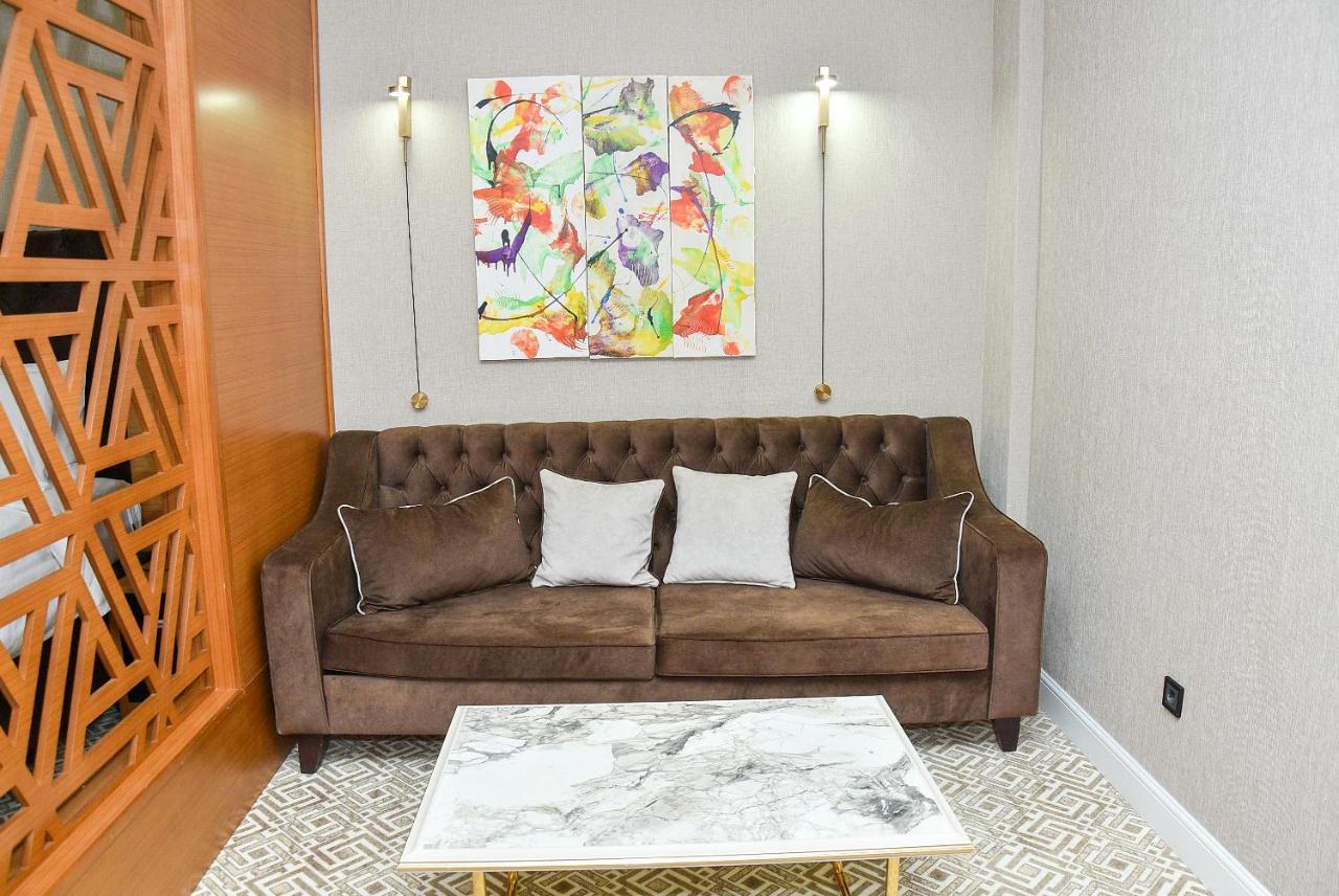 Ramada By Wyndham Turkistan Hotel Екстериор снимка