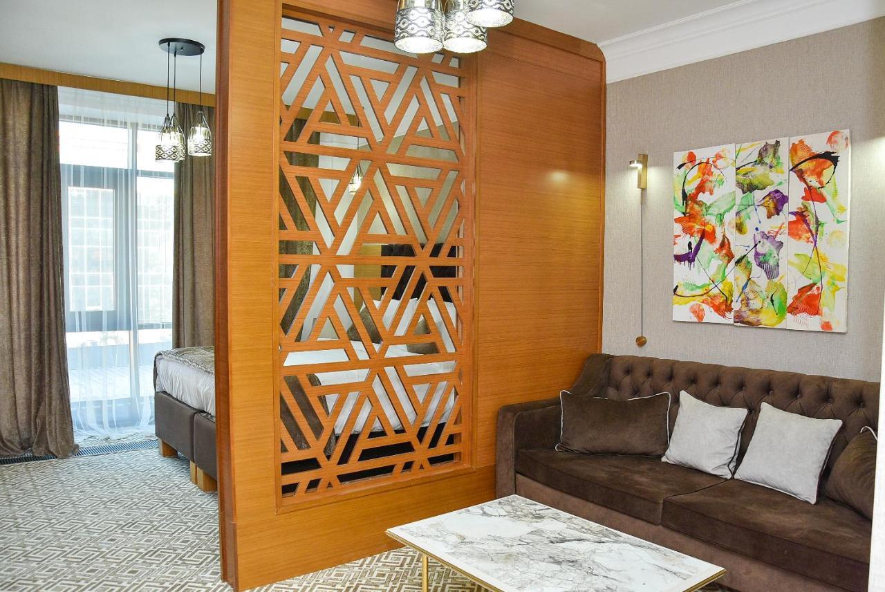 Ramada By Wyndham Turkistan Hotel Екстериор снимка