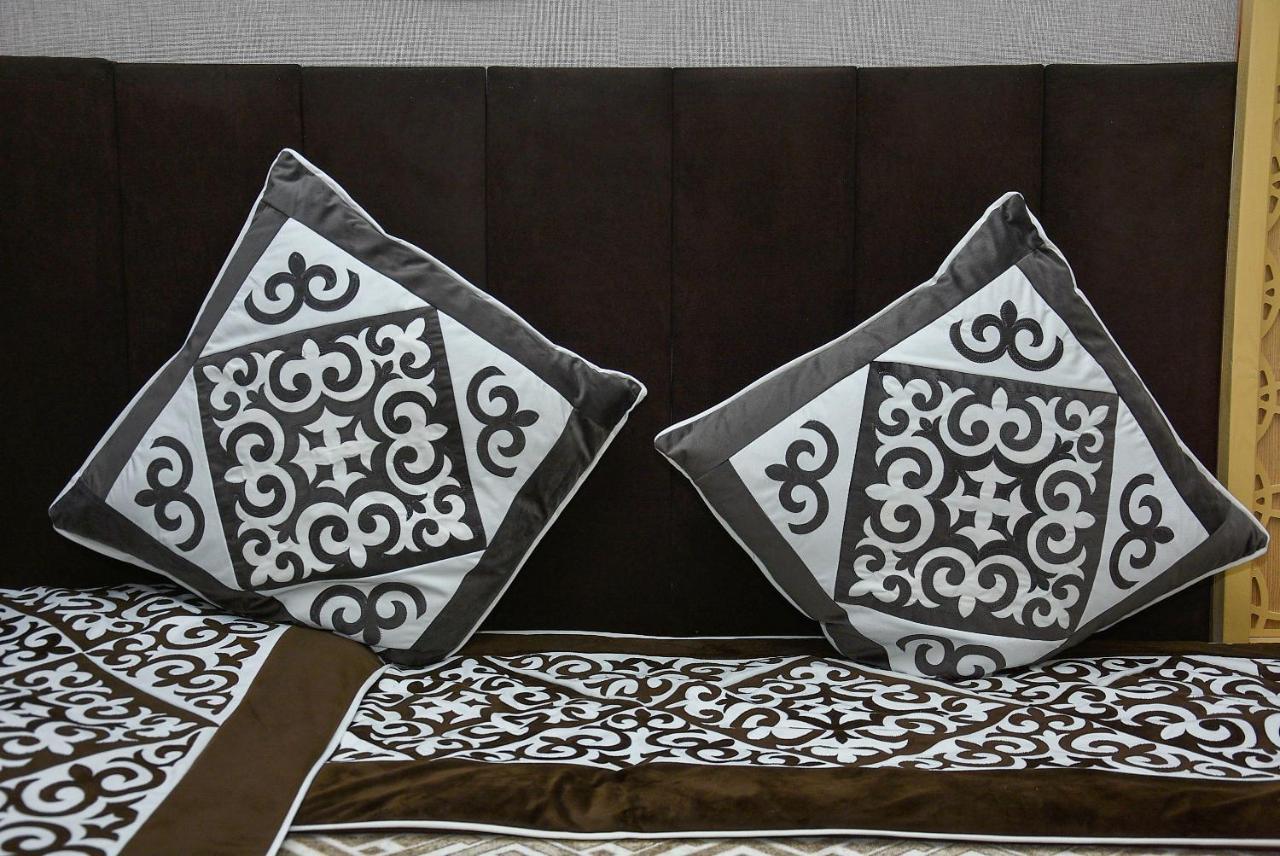 Ramada By Wyndham Turkistan Hotel Екстериор снимка